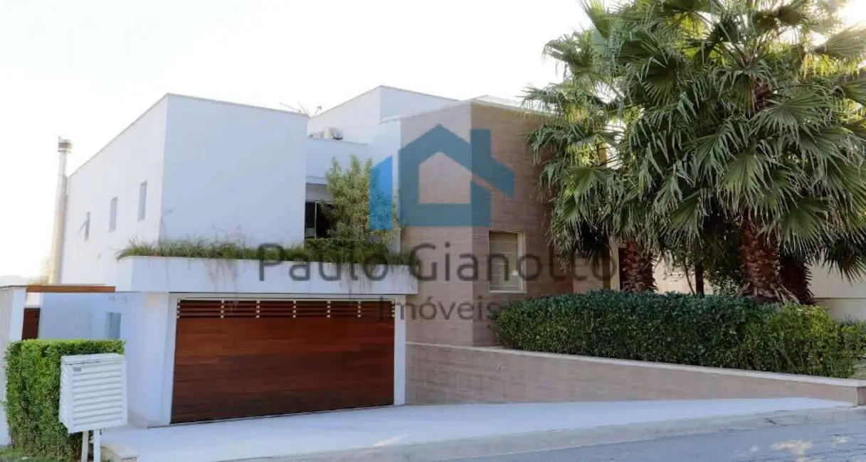 Casa de Condomínio com 3 quartos à venda, 555m2 em Golf Gardens, Carapicuiba - SP - imagem 1 Foto 1 de Casa de Condomínio com 3 quartos à venda, 555m2 em Golf Gardens, Carapicuiba - SP