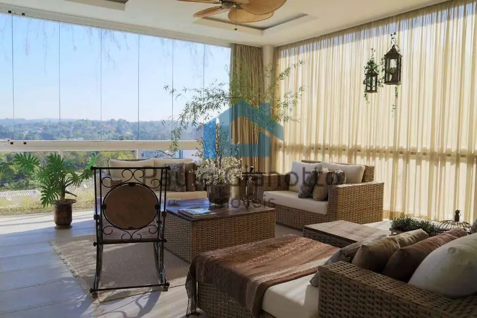 Casa de Condomínio com 3 quartos à venda, 555m2 em Golf Gardens, Carapicuiba - SP - imagem 4 Foto 4 de Casa de Condomínio com 3 quartos à venda, 555m2 em Golf Gardens, Carapicuiba - SP