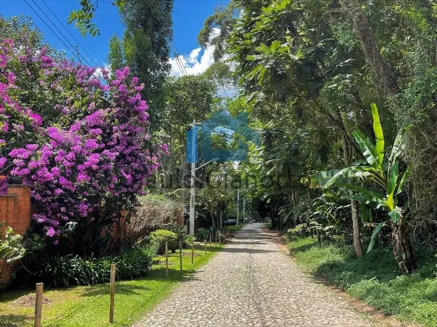 Casa de Condomínio com 3 quartos à venda, 380m2 em Granja Viana, Carapicuiba - SP - imagem 4 Foto 4 de Casa de Condomínio com 3 quartos à venda, 380m2 em Granja Viana, Carapicuiba - SP