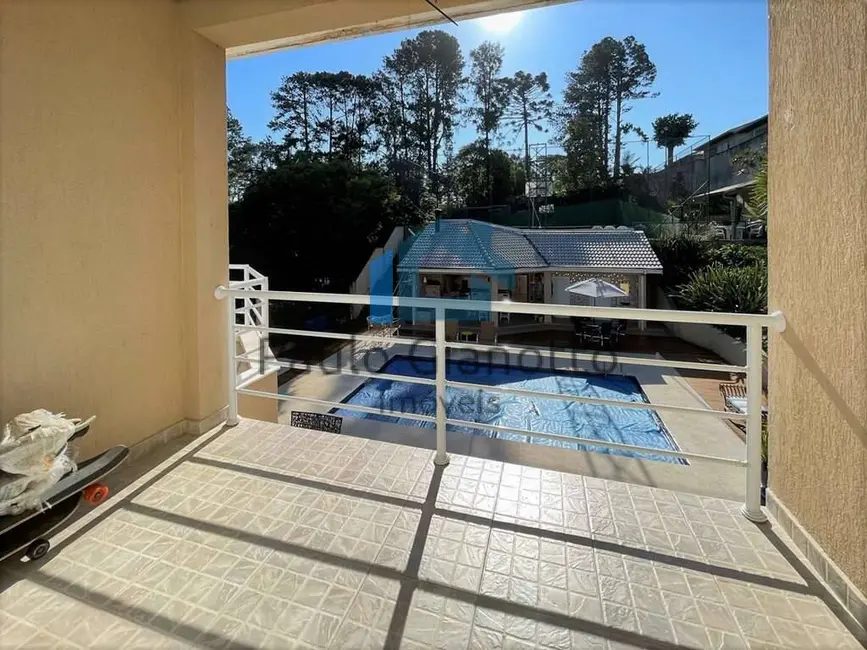 Casa com 5 quartos à venda, 610m2 em Vila Santo Antônio, Cotia - SP - imagem 9 Foto 9 de Casa com 5 quartos à venda, 610m2 em Vila Santo Antônio, Cotia - SP