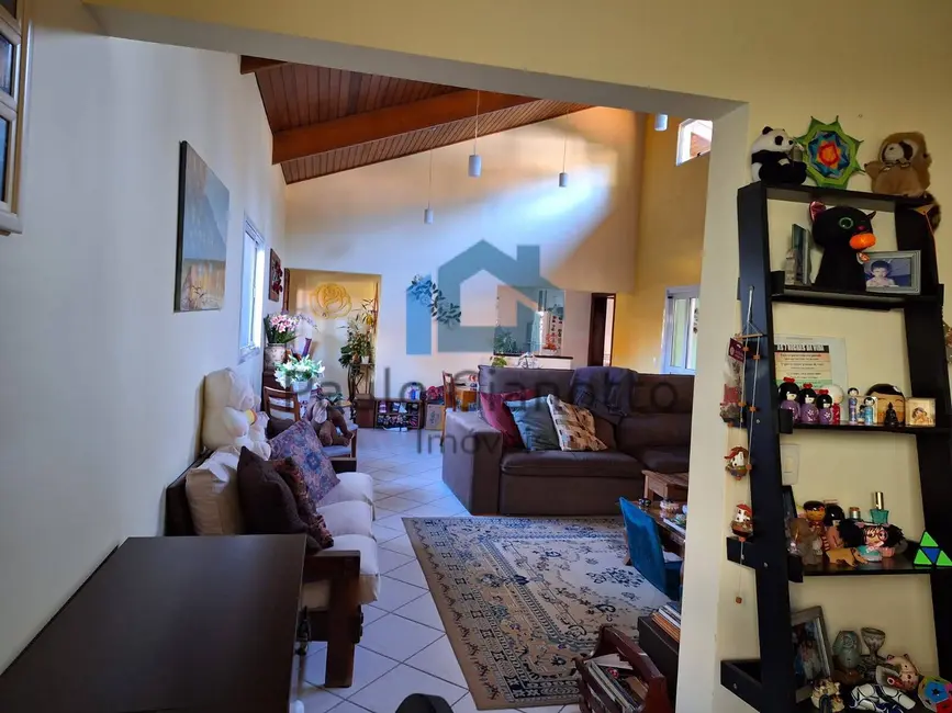 Casa de Condomínio com 3 quartos à venda, 210m2 em Parque Paulistano, Cotia - SP - imagem 8 Foto 8 de Casa de Condomínio com 3 quartos à venda, 210m2 em Parque Paulistano, Cotia - SP