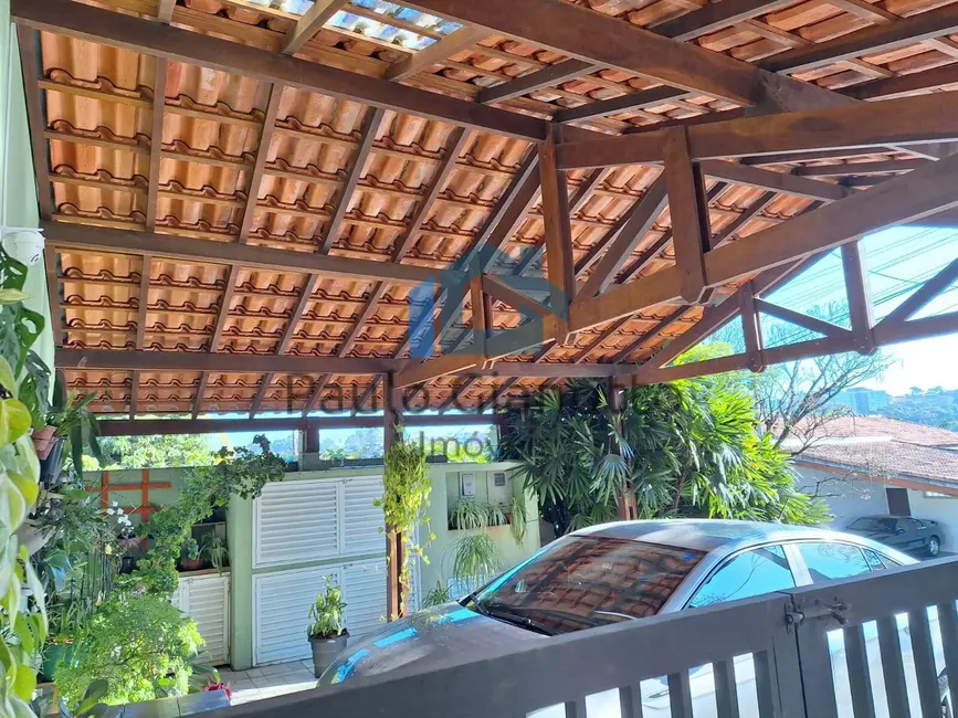 Casa de Condomínio com 3 quartos à venda, 210m2 em Parque Paulistano, Cotia - SP - imagem 3 Foto 3 de Casa de Condomínio com 3 quartos à venda, 210m2 em Parque Paulistano, Cotia - SP