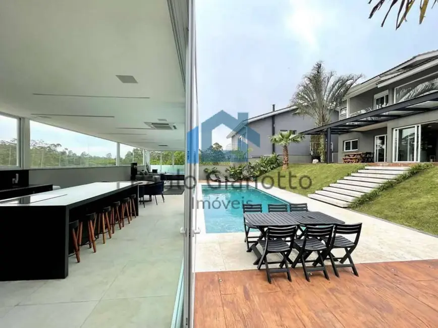 Foto 8 de Casa com 4 quartos à venda, 463m2 em Jardim Indaiá, Embu Das Artes - SP