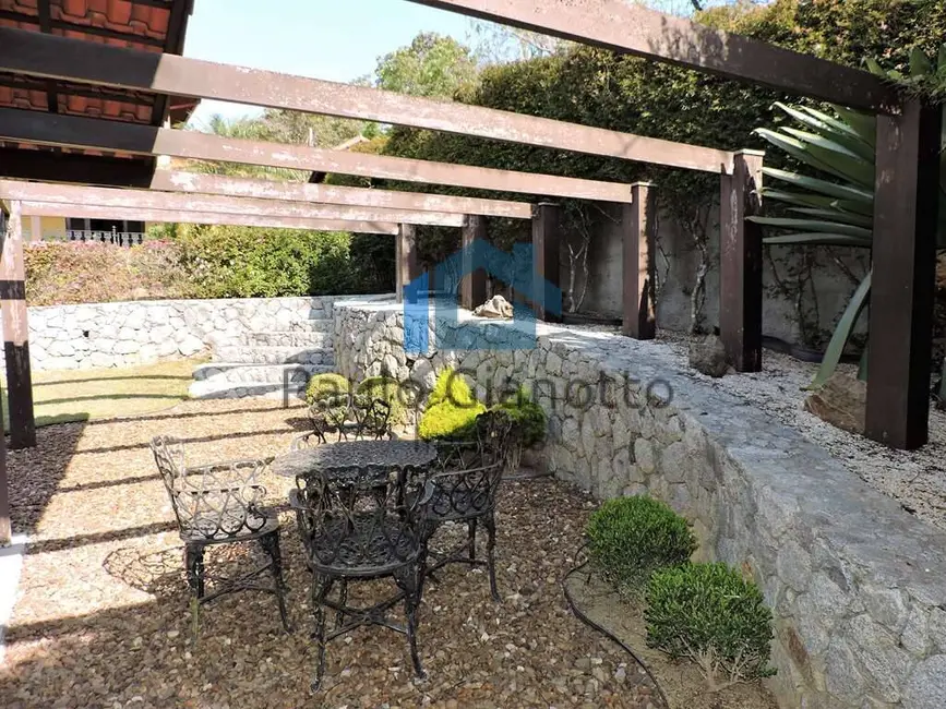 Casa de Condomínio com 3 quartos à venda, 284m2 em Terras do Madeira, Carapicuiba - SP - imagem 6 Foto 6 de Casa de Condomínio com 3 quartos à venda, 284m2 em Terras do Madeira, Carapicuiba - SP
