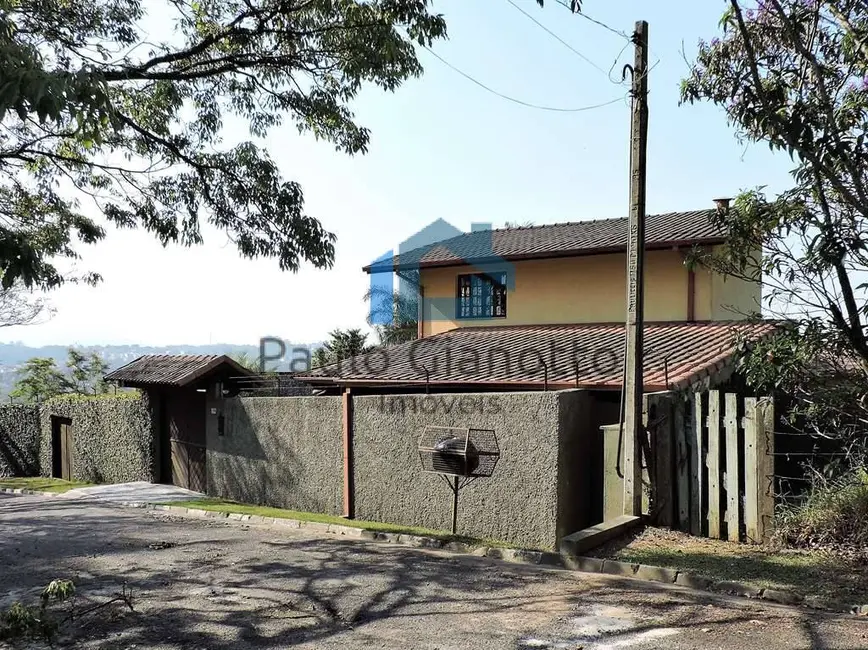 Casa de Condomínio com 3 quartos à venda, 284m2 em Terras do Madeira, Carapicuiba - SP - imagem 4 Foto 4 de Casa de Condomínio com 3 quartos à venda, 284m2 em Terras do Madeira, Carapicuiba - SP