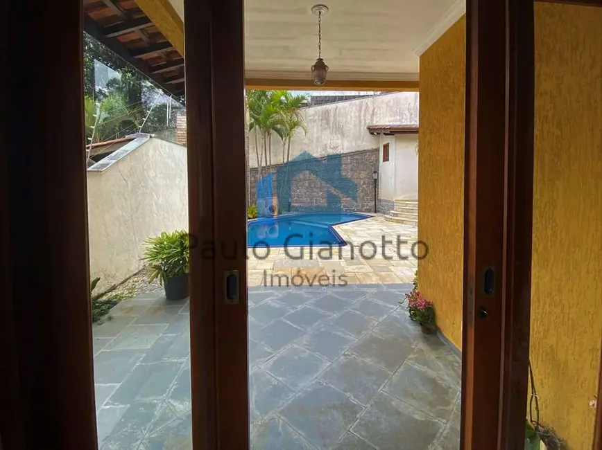 Foto 9 de Casa de Condomínio com 3 quartos à venda, 361m2 em Granja Viana, Cotia - SP