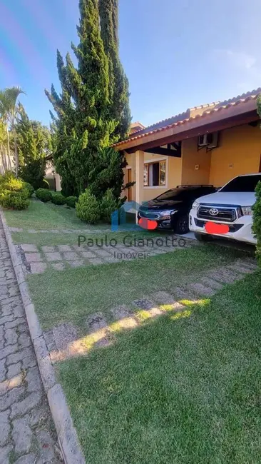 Foto 2 de Casa de Condomínio com 3 quartos à venda, 186m2 em Jardim Ana Estela, Carapicuiba - SP