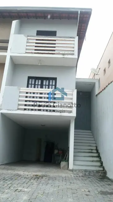 Foto 1 de Casa de Condomínio com 3 quartos à venda, 133m2 em Jardim Rio das Pedras, Cotia - SP