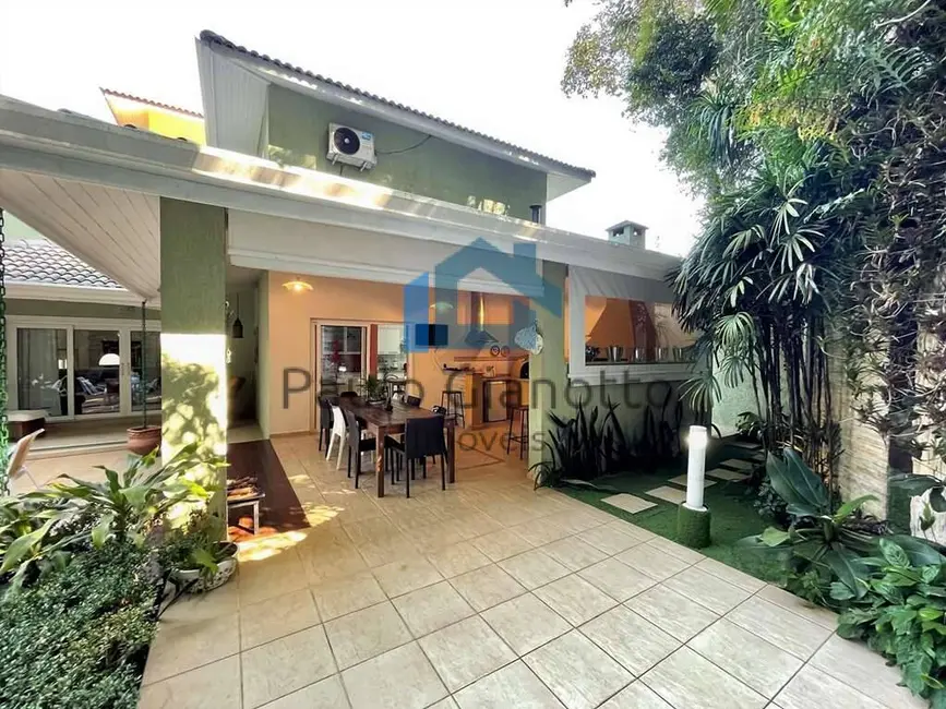 Foto 2 de Casa de Condomínio com 4 quartos à venda, 553m2 em Altos de São Fernando, Jandira - SP