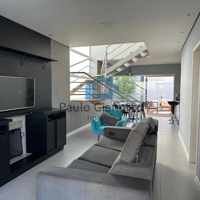 Foto 2 de Casa de Condomínio com 3 quartos à venda, 168m2 em Jardim Caiapiá, Cotia - SP