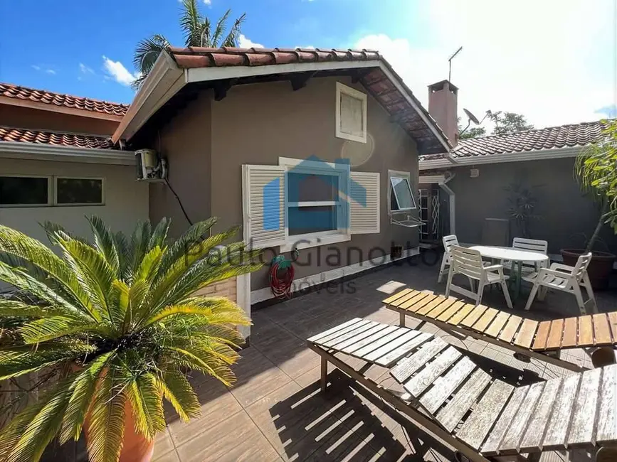 Casa de Condomínio com 5 quartos à venda, 804m2 em Granja Viana, Carapicuiba - SP - imagem 8 Foto 8 de Casa de Condomínio com 5 quartos à venda, 804m2 em Granja Viana, Carapicuiba - SP