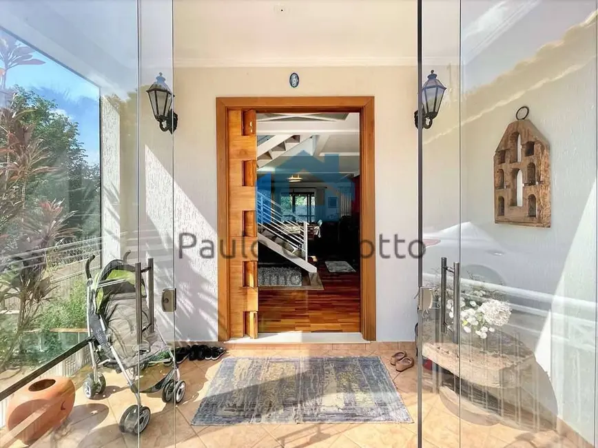 Foto 4 de Casa de Condomínio com 3 quartos à venda, 358m2 em Granja Viana, Carapicuiba - SP