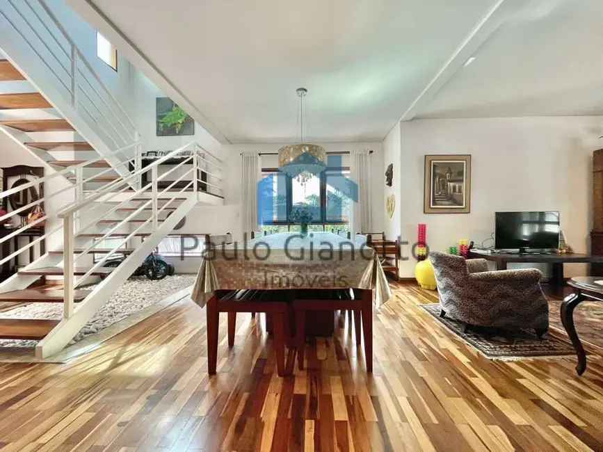 Foto 9 de Casa de Condomínio com 3 quartos à venda, 358m2 em Granja Viana, Carapicuiba - SP