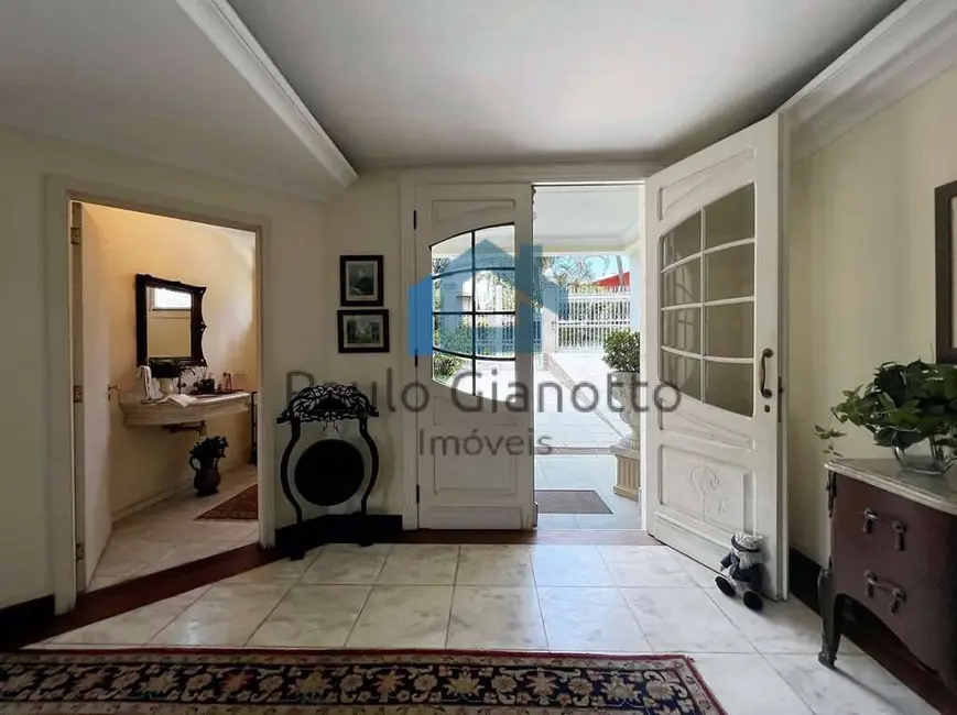 Foto 4 de Casa com 4 quartos à venda, 752m2 em Granja Viana, Carapicuiba - SP