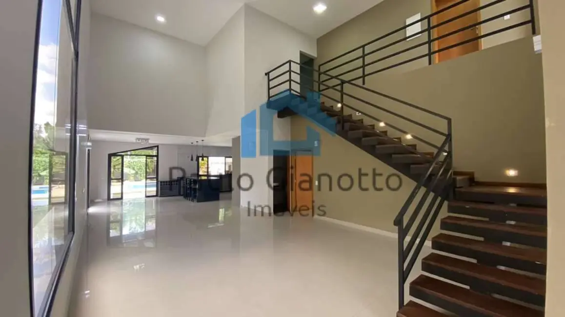 Foto 9 de Casa de Condomínio com 4 quartos à venda, 360m2 em Moinho Velho, Cotia - SP