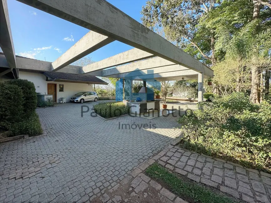 Casa de Condomínio com 3 quartos à venda, 435m2 em Granja Viana, Carapicuiba - SP - imagem 5 Foto 5 de Casa de Condomínio com 3 quartos à venda, 435m2 em Granja Viana, Carapicuiba - SP