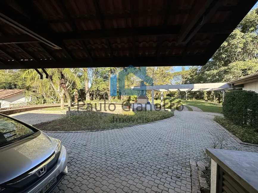 Casa de Condomínio com 3 quartos à venda, 435m2 em Granja Viana, Carapicuiba - SP - imagem 4 Foto 4 de Casa de Condomínio com 3 quartos à venda, 435m2 em Granja Viana, Carapicuiba - SP