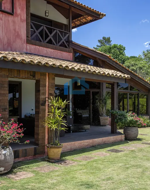 Foto 6 de Casa com 4 quartos à venda, 724m2 em Vila de São Fernando, Cotia - SP