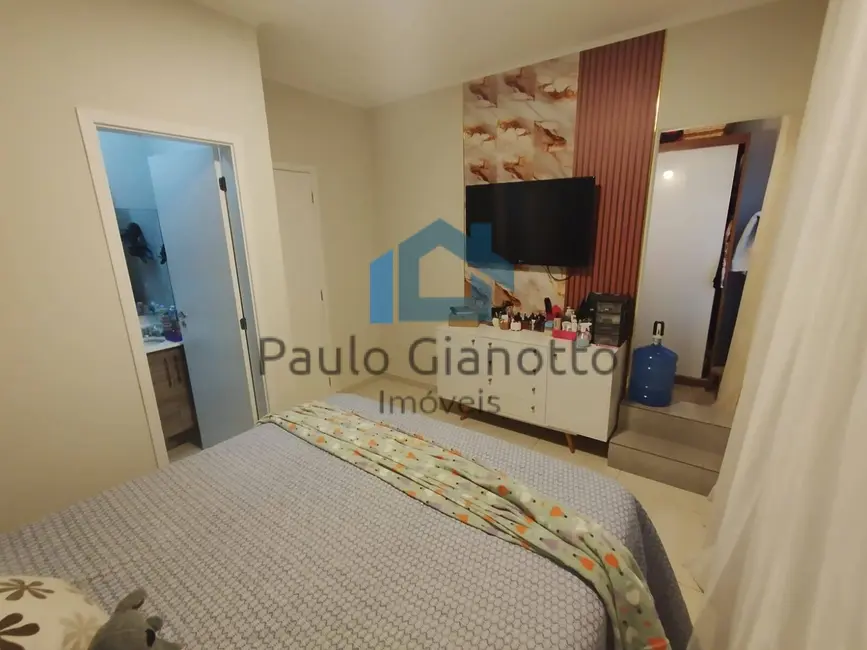 Casa com 3 quartos à venda, 153m2 em Paisagem Renoir, Cotia - SP - imagem 9 Foto 9 de Casa com 3 quartos à venda, 153m2 em Paisagem Renoir, Cotia - SP