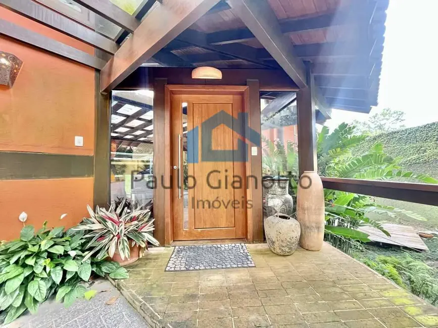 Foto 4 de Casa de Condomínio com 3 quartos à venda, 283m2 em Recanto Impla, Carapicuiba - SP