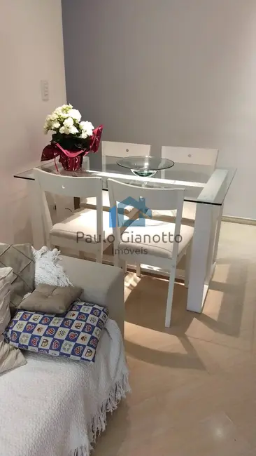 Foto 2 de Apartamento com 2 quartos à venda, 50m2 em Jardim Sabiá, Cotia - SP