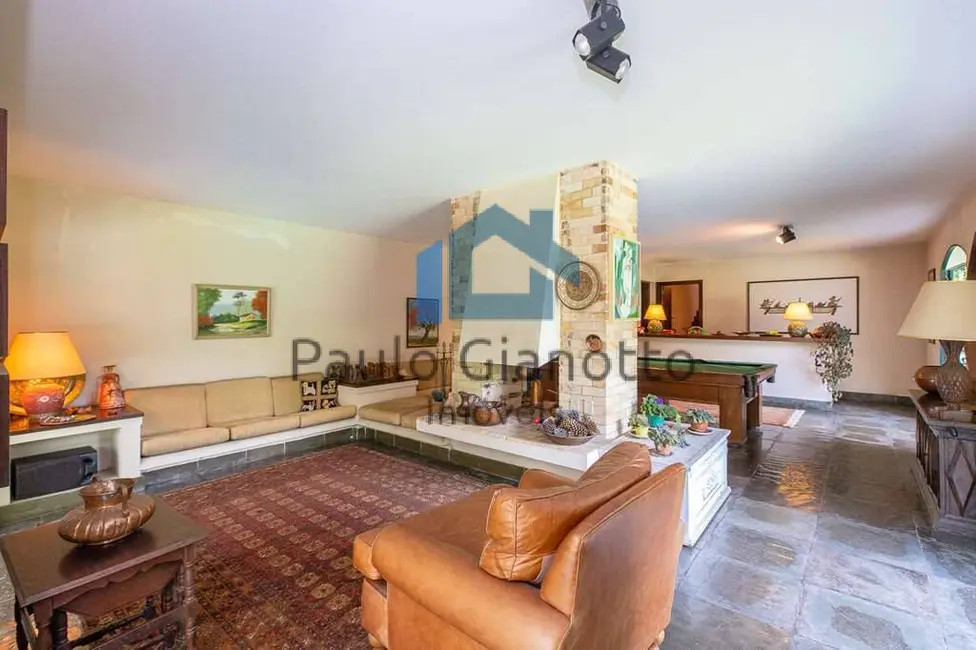 Foto 7 de Casa com 6 quartos à venda, 721m2 em Vila Santo Antônio, Cotia - SP