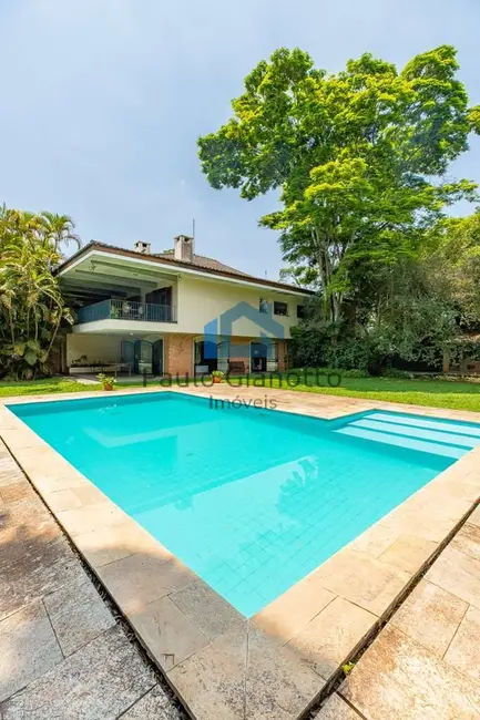 Foto 1 de Casa com 6 quartos à venda, 721m2 em Vila Santo Antônio, Cotia - SP