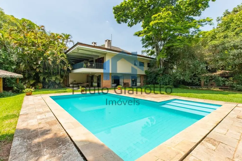 Foto 2 de Casa com 6 quartos à venda, 721m2 em Vila Santo Antônio, Cotia - SP