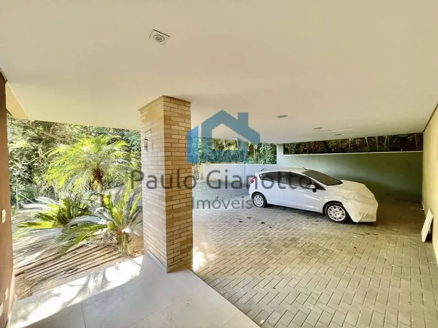 Casa de Condomínio com 4 quartos à venda e para alugar, 494m2 em Pousada dos Bandeirantes, Carapicuiba - SP - imagem 4 Foto 4 de Casa de Condomínio com 4 quartos à venda e para alugar, 494m2 em Pousada dos Bandeirantes, Carapicuiba - SP