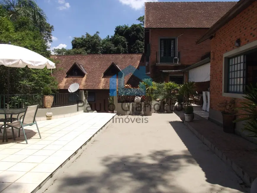 Foto 5 de Casa com 10 quartos à venda, 875m2 em Jardim Itatiaia, Embu Das Artes - SP