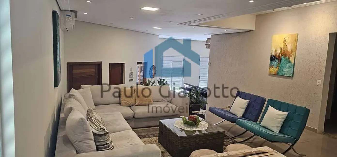 Foto 3 de Casa de Condomínio com 3 quartos à venda, 358m2 em Granja Viana, Carapicuiba - SP