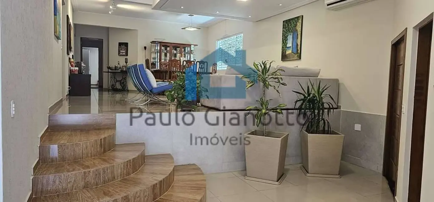 Foto 7 de Casa de Condomínio com 3 quartos à venda, 358m2 em Granja Viana, Carapicuiba - SP