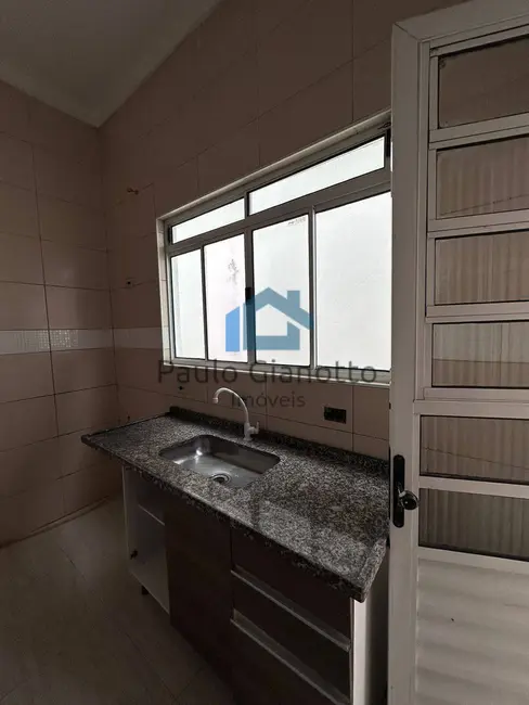 Foto 4 de Casa com 2 quartos à venda e para alugar, 60m2 em Jardim Nova Vida, Cotia - SP