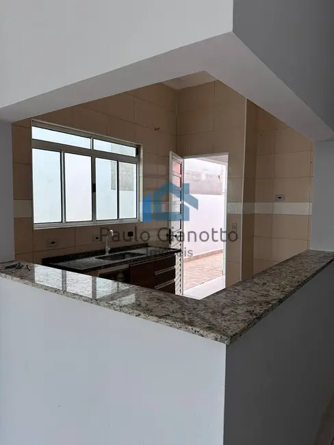 Foto 2 de Casa com 2 quartos à venda e para alugar, 60m2 em Jardim Nova Vida, Cotia - SP