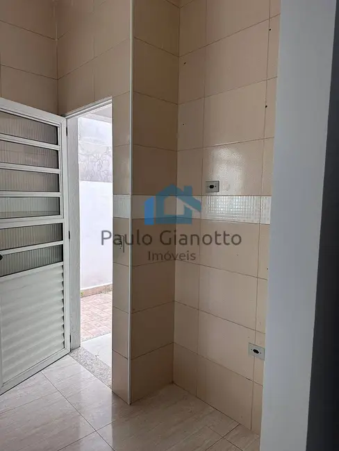 Foto 8 de Casa com 2 quartos à venda e para alugar, 60m2 em Jardim Nova Vida, Cotia - SP