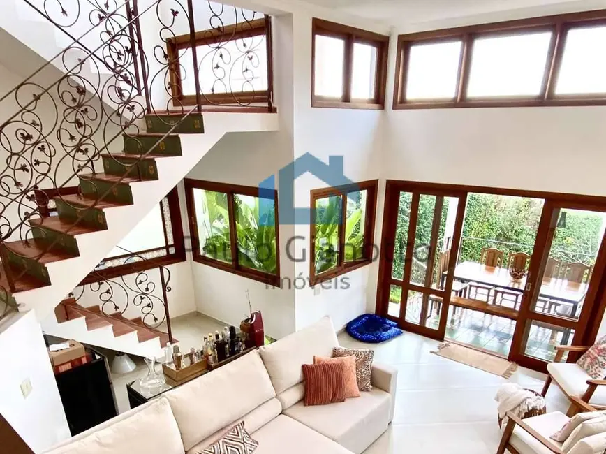 Foto 2 de Casa de Condomínio com 4 quartos à venda, 326m2 em Cotia - SP