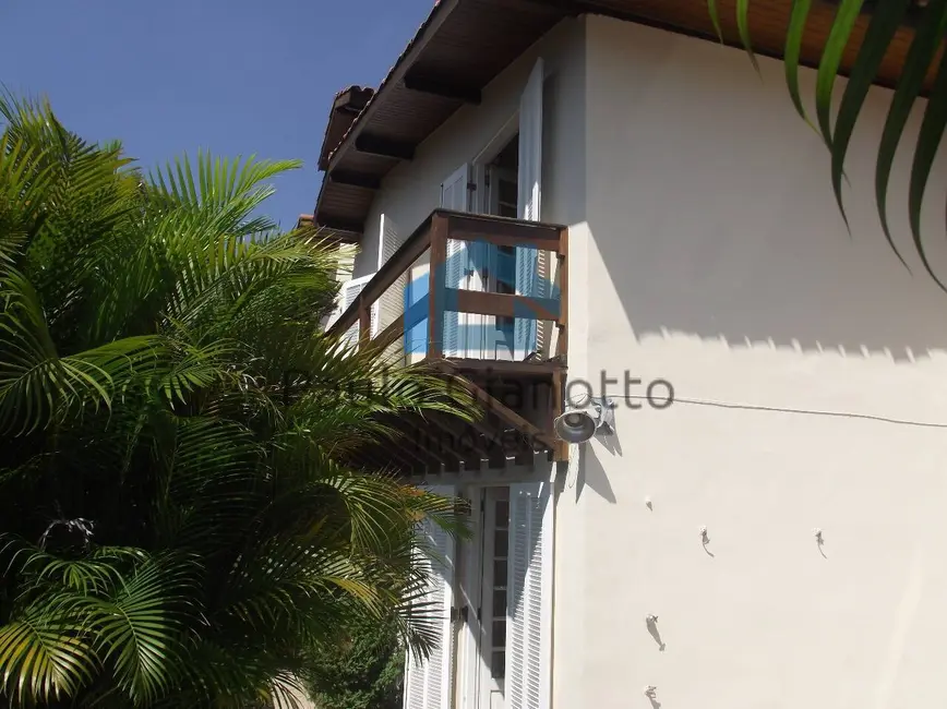 Foto 5 de Casa de Condomínio com 5 quartos à venda, 320m2 em Jardim da Glória, Cotia - SP