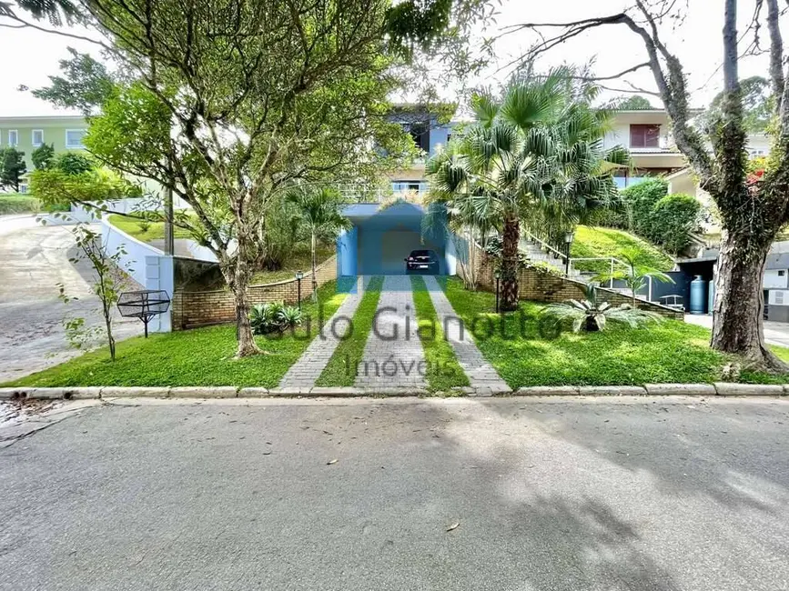 Casa de Condomínio com 4 quartos à venda, 380m2 em Residencial Euroville, Carapicuiba - SP - imagem 4 Foto 4 de Casa de Condomínio com 4 quartos à venda, 380m2 em Residencial Euroville, Carapicuiba - SP