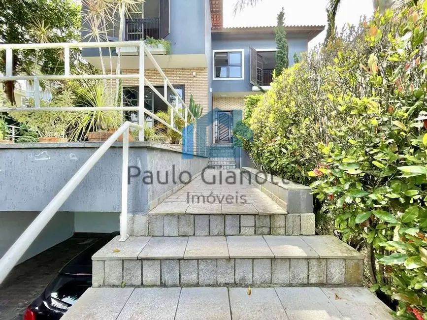 Casa de Condomínio com 4 quartos à venda, 380m2 em Residencial Euroville, Carapicuiba - SP - imagem 7 Foto 7 de Casa de Condomínio com 4 quartos à venda, 380m2 em Residencial Euroville, Carapicuiba - SP