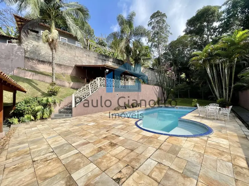 Casa de Condomínio com 3 quartos à venda, 412m2 em Chácara dos Lagos, Carapicuiba - SP - imagem 4 Foto 4 de Casa de Condomínio com 3 quartos à venda, 412m2 em Chácara dos Lagos, Carapicuiba - SP