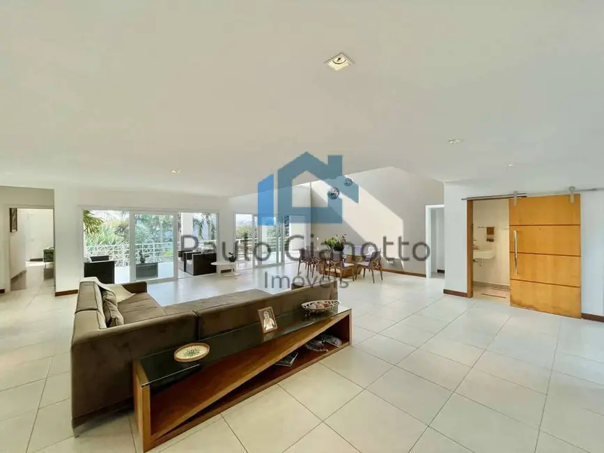 Foto 9 de Casa com 4 quartos à venda, 489m2 em Granja Viana, Carapicuiba - SP