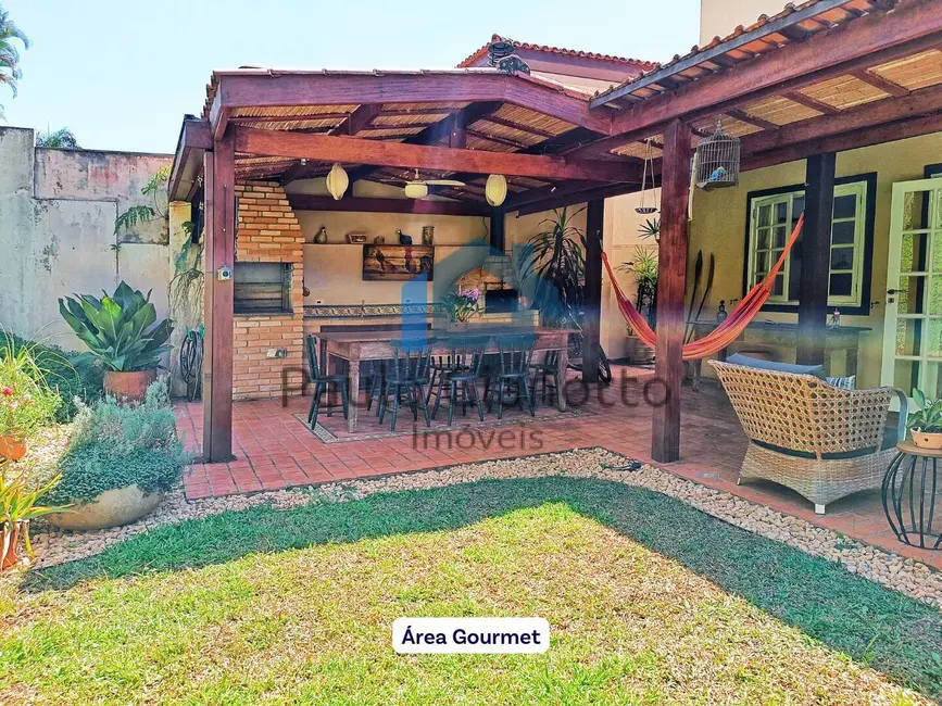 Foto 2 de Casa de Condomínio com 4 quartos à venda, 270m2 em Jardim São Paulo II, Cotia - SP