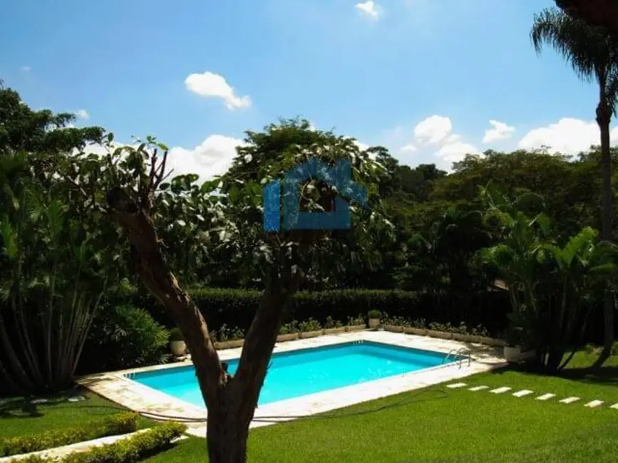 Casa de Condomínio com 3 quartos à venda, 370m2 em Granja Viana, Carapicuiba - SP - imagem 8 Foto 8 de Casa de Condomínio com 3 quartos à venda, 370m2 em Granja Viana, Carapicuiba - SP