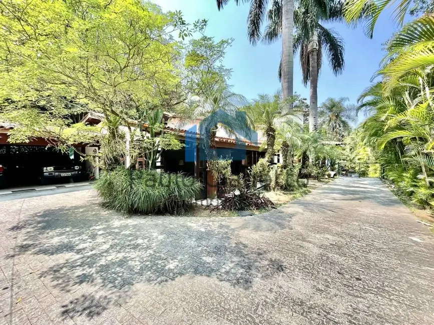 Casa de Condomínio com 6 quartos à venda, 641m2 em Granja Viana, Cotia - SP - imagem 6 Foto 6 de Casa de Condomínio com 6 quartos à venda, 641m2 em Granja Viana, Cotia - SP