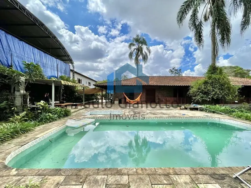 Foto 1 de Sala Comercial à venda e para alugar, 757m2 em Granja Viana, Cotia - SP