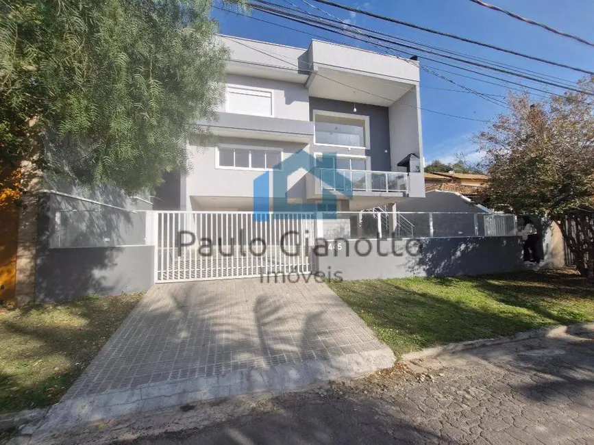 Foto 2 de Casa de Condomínio com 3 quartos à venda, 279m2 em Terras do Madeira, Carapicuiba - SP