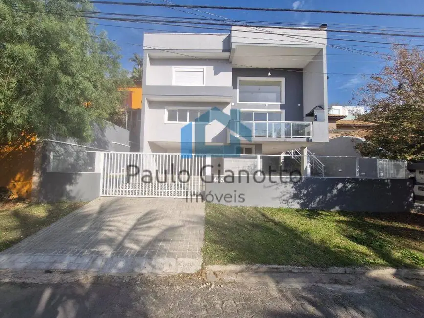 Foto 1 de Casa de Condomínio com 3 quartos à venda, 279m2 em Terras do Madeira, Carapicuiba - SP