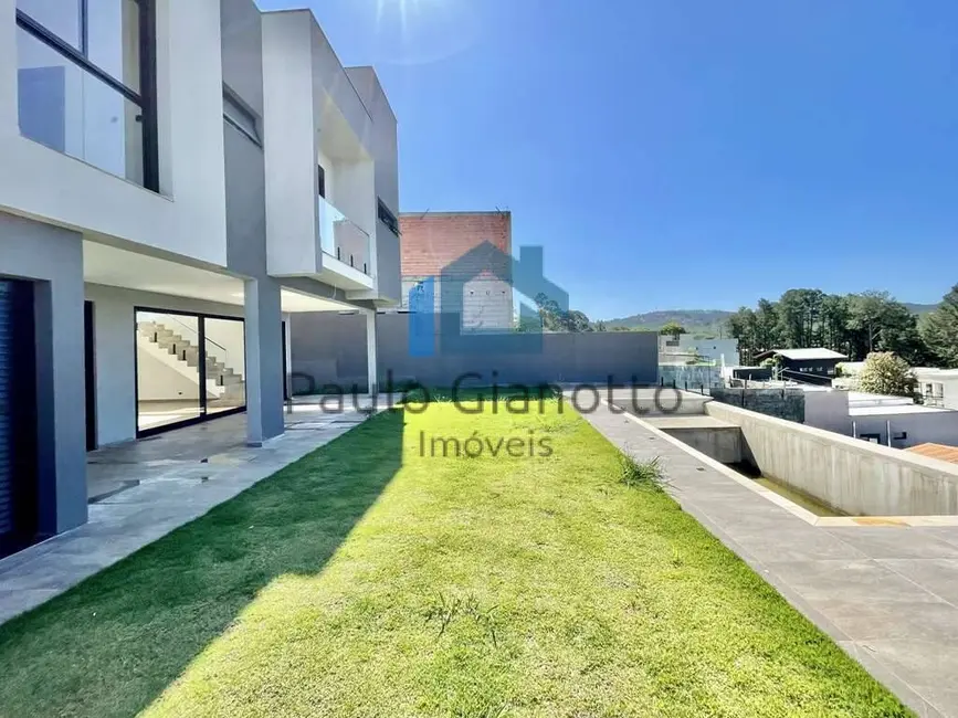 Foto 2 de Casa de Condomínio com 3 quartos à venda, 230m2 em Granja Viana, Cotia - SP