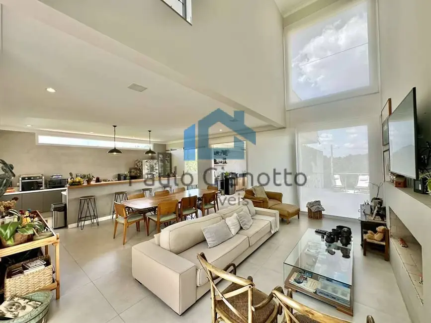 Foto 3 de Casa de Condomínio com 4 quartos à venda, 409m2 em Jardim do Golf I, Jandira - SP