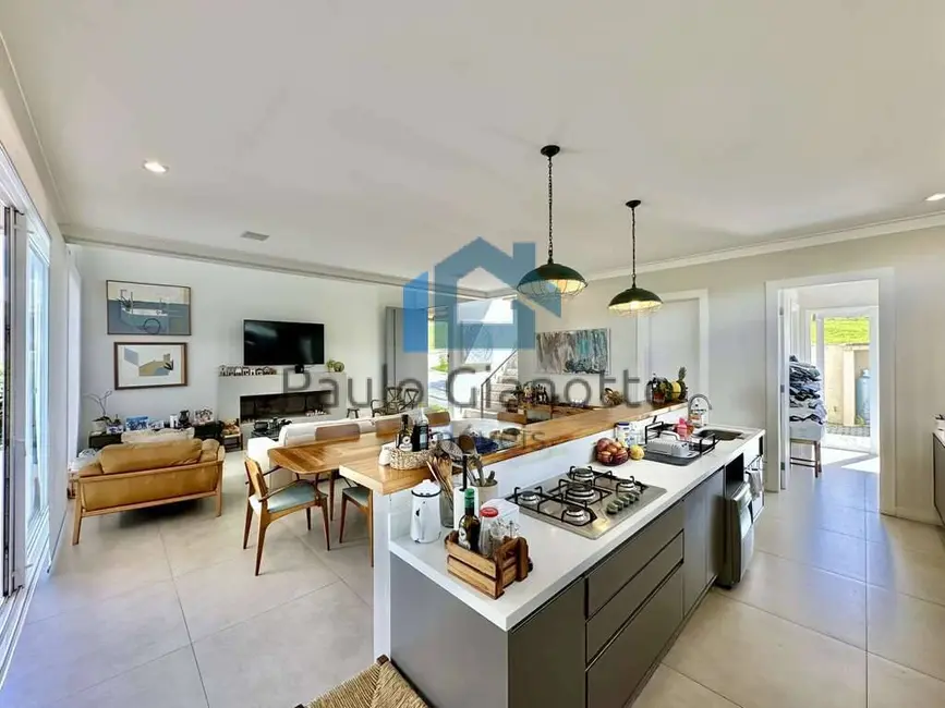 Foto 9 de Casa de Condomínio com 4 quartos à venda, 409m2 em Jardim do Golf I, Jandira - SP